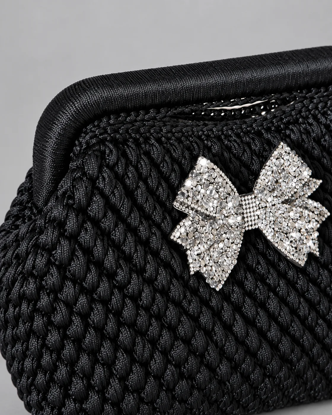 Nera, fiocco di strass, borsa fatta a mano Panna Bags
